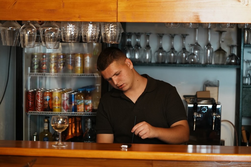 Aperol spritz s pomerančem